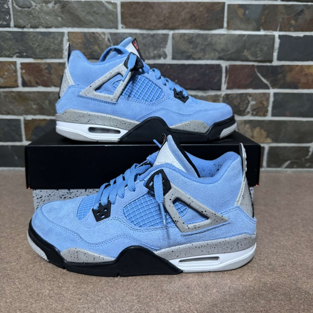 Jordan 4 UNC 6.5